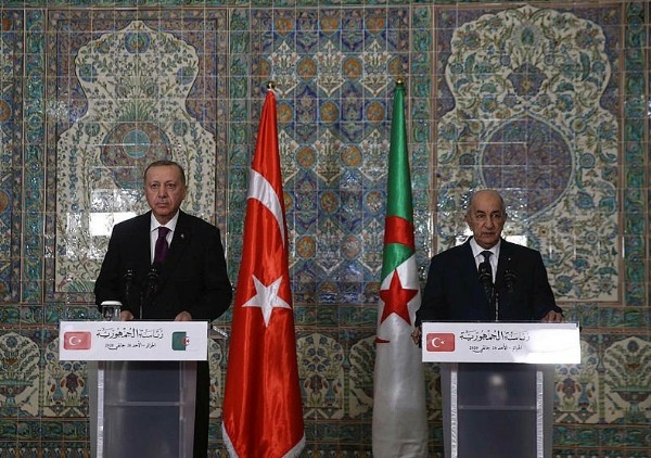 Türk halkı Başkan Erdoğan’ dedi! Türkiye’ye tebrik mesajları yağıyor!